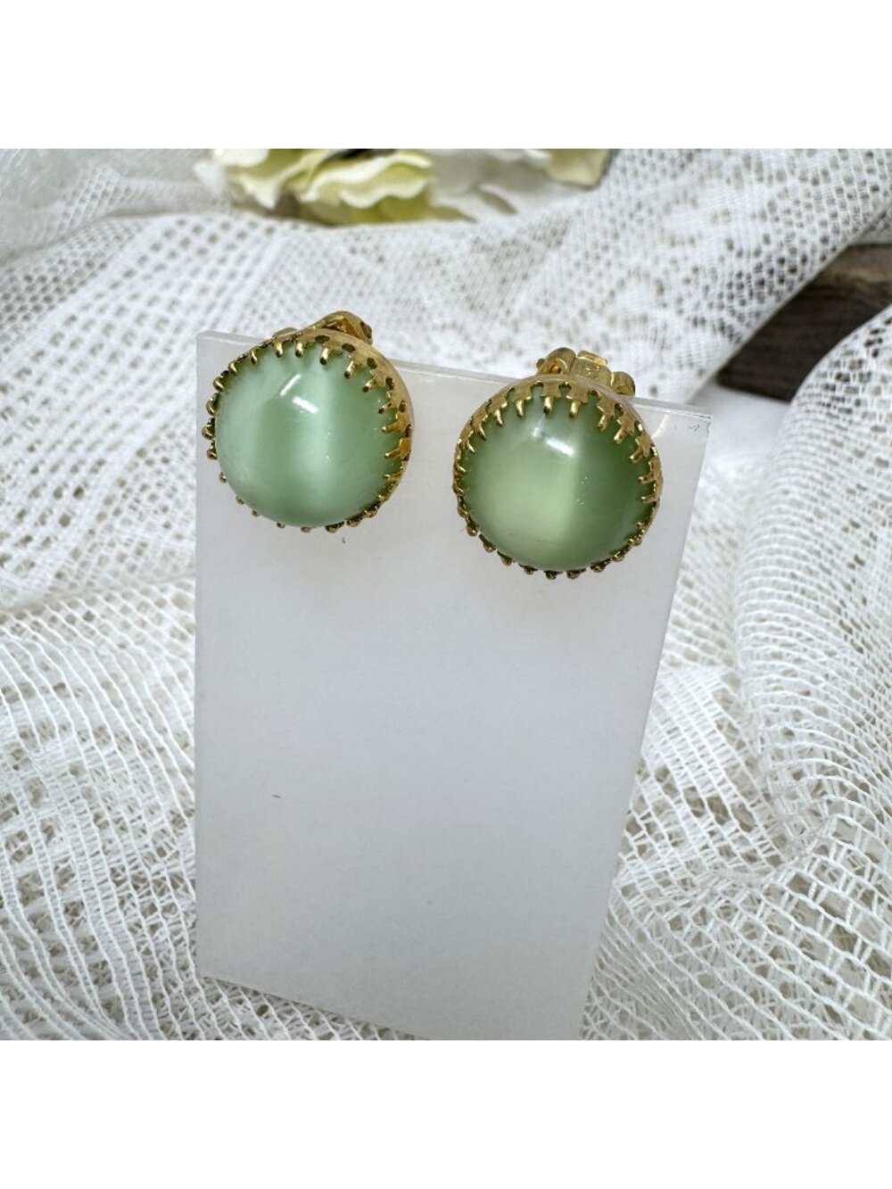 Vintage Green Cats Eye Glass Cabochons  Clip-On Earrings 1960's Prong set